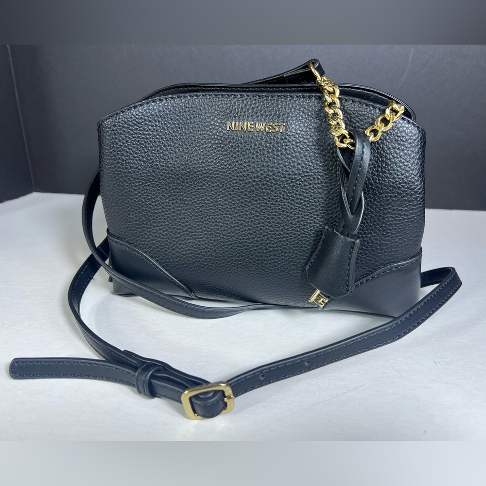 NWOT Nine West Brooklyn Jet Set Crossbody Bag in Black - Picture 2 of 16